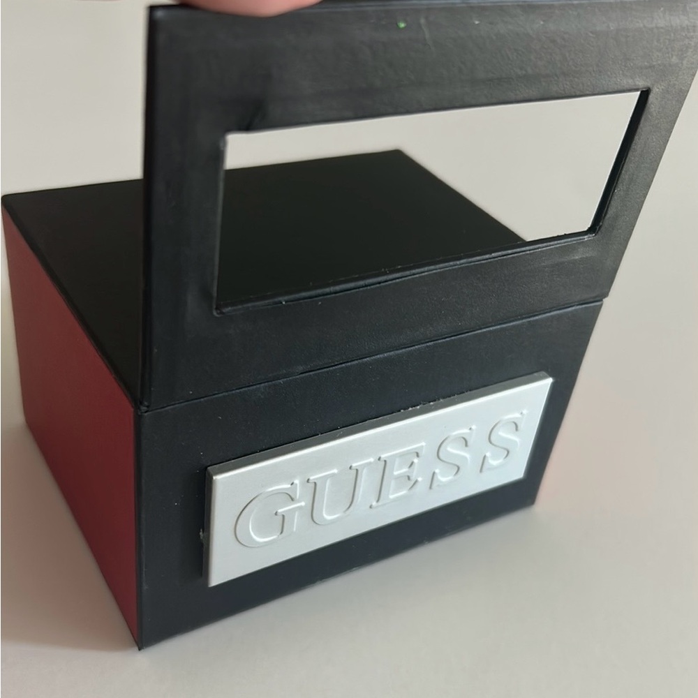 💙 GUESS Vintage Navy Blue & Red Jewelry / Watch Gift Box - Picture 4 of 8